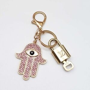100% Auth Louis Vuitton Lock & Key with unbranded Bagcharm, Keycharm, Keychain